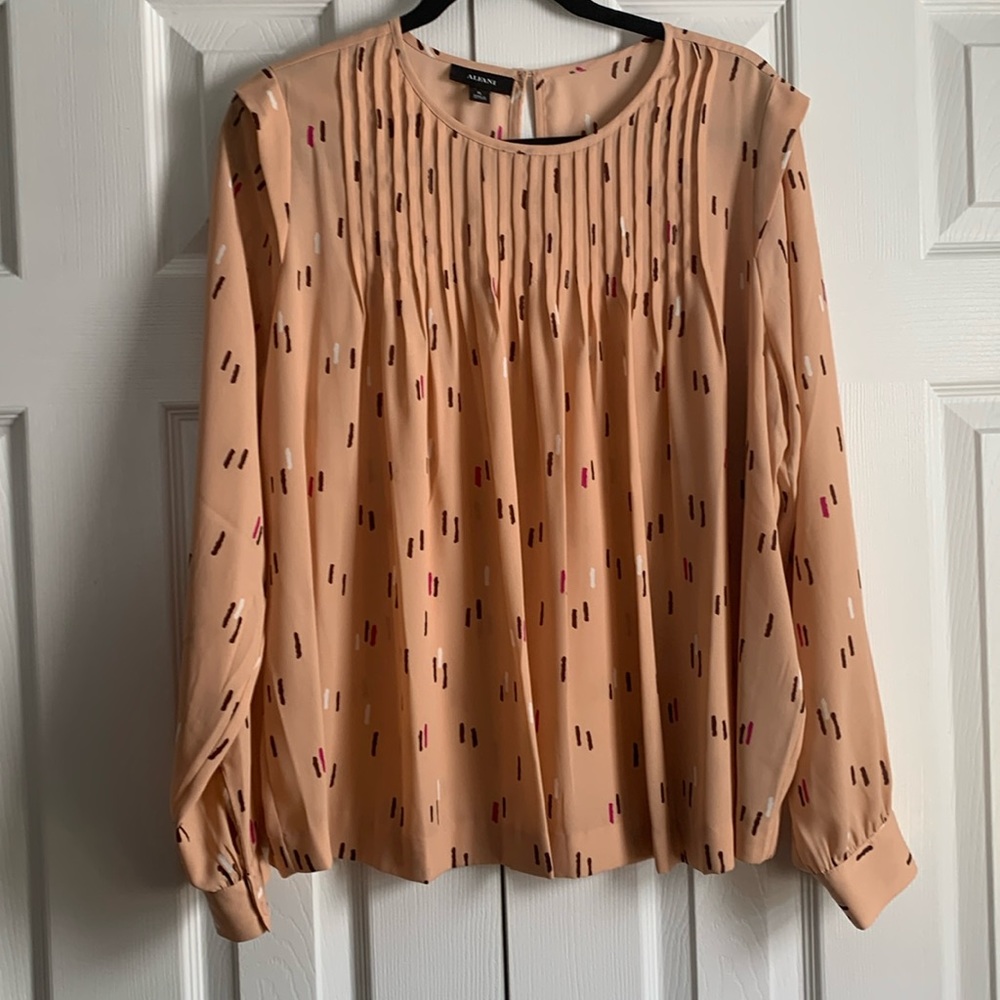 Alfani Shear Top size XL